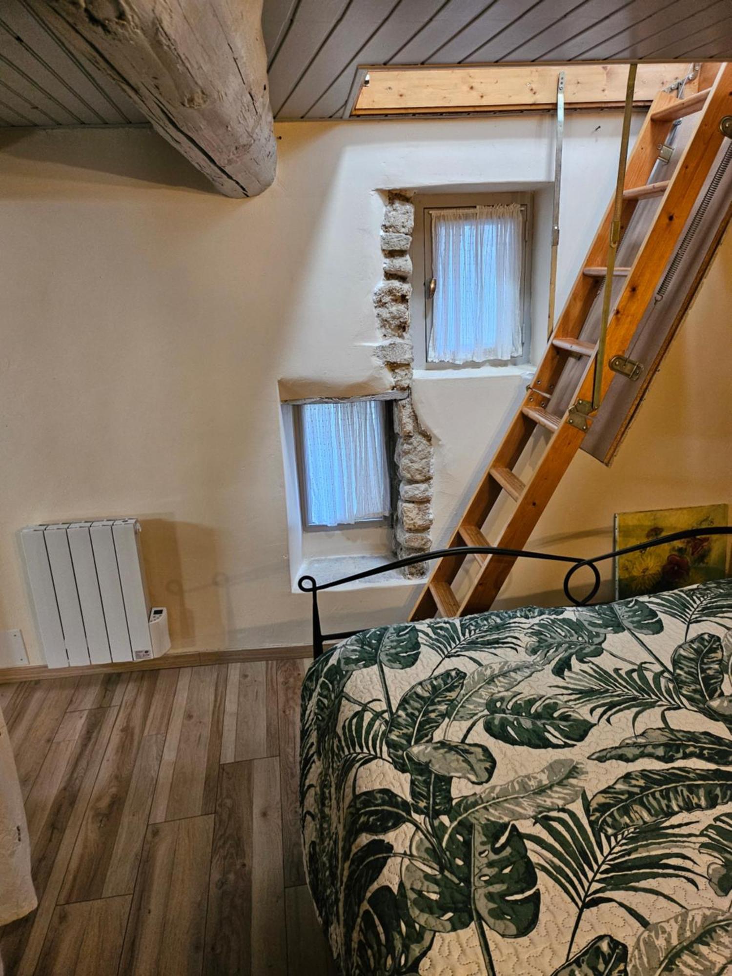 La Petite Maison Céreste Kültér fotó