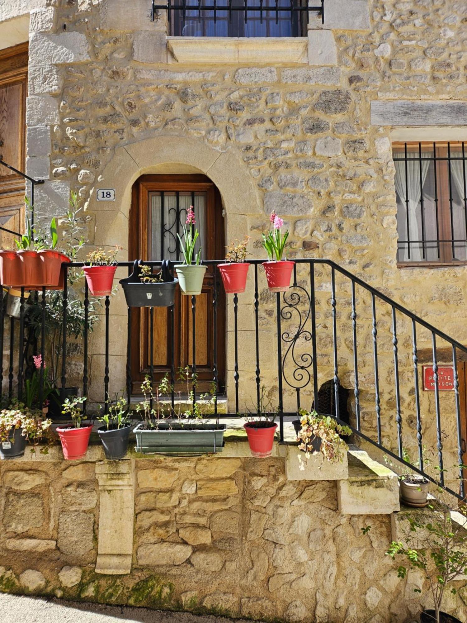 La Petite Maison Céreste Kültér fotó